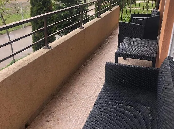 Spacious, 2 Bed Apt, Orchid * Sunny Beach